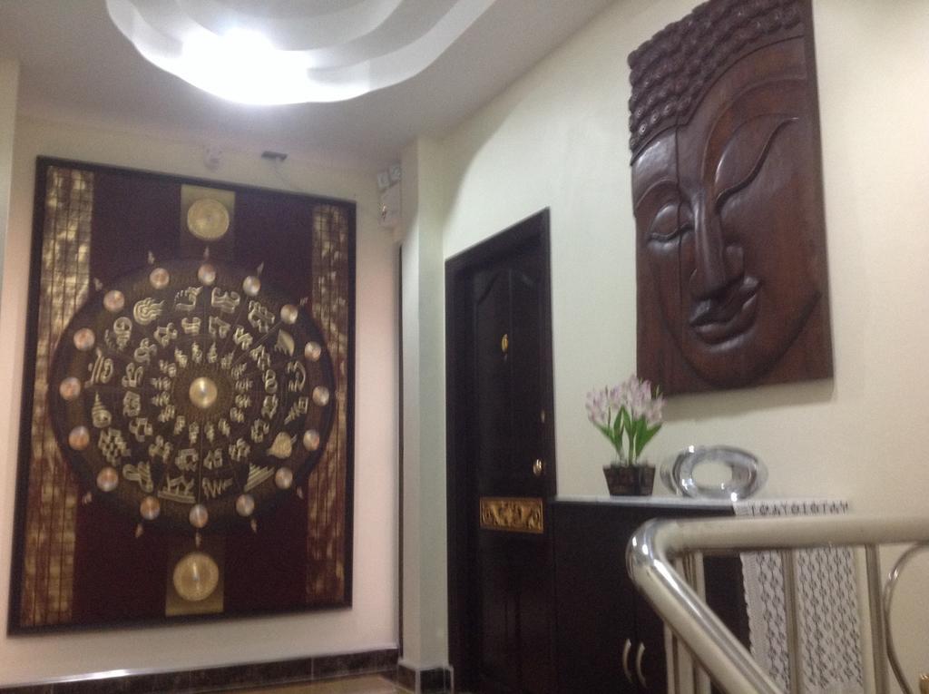 Junior Apartment Pattaya Bagian luar foto